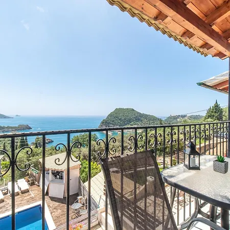 Spyridoula 13 公寓式酒店 3*